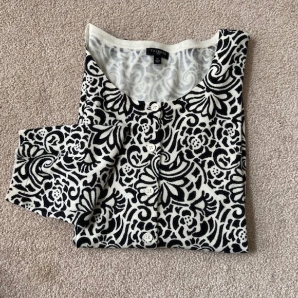 Talbots Charming Cardigan  3/4 length - Picture 2 of 3